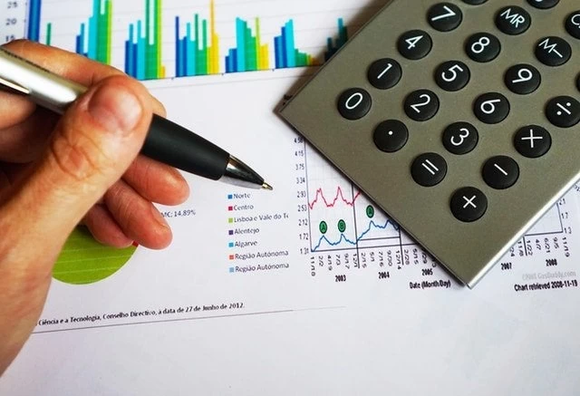 Εγκύκλιος Πιτσιλή: Έρχεται η απαλλαγή από το ΦΠΑ – Ποιοι επαγγελματίες επωφελούνται
